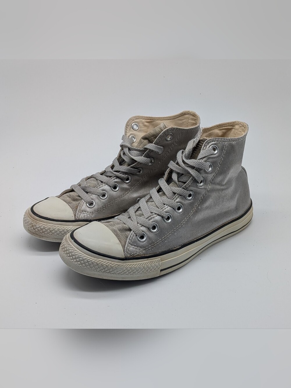 Converse Chuck Taylor All Star High Top Metallic Silver Corduroy Women's Sz 9.5 - Picture 3 of 10